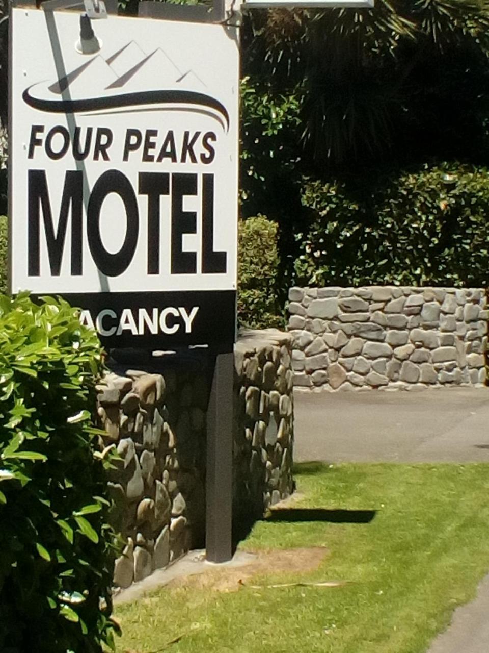 Four Peaks Motel Geraldine Exterior foto